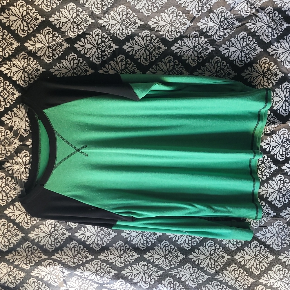 Oversized long sleeve